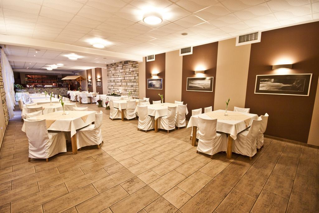 Bed and Breakfast Santana Club Wielen Zaobrzanski Exteriér fotografie